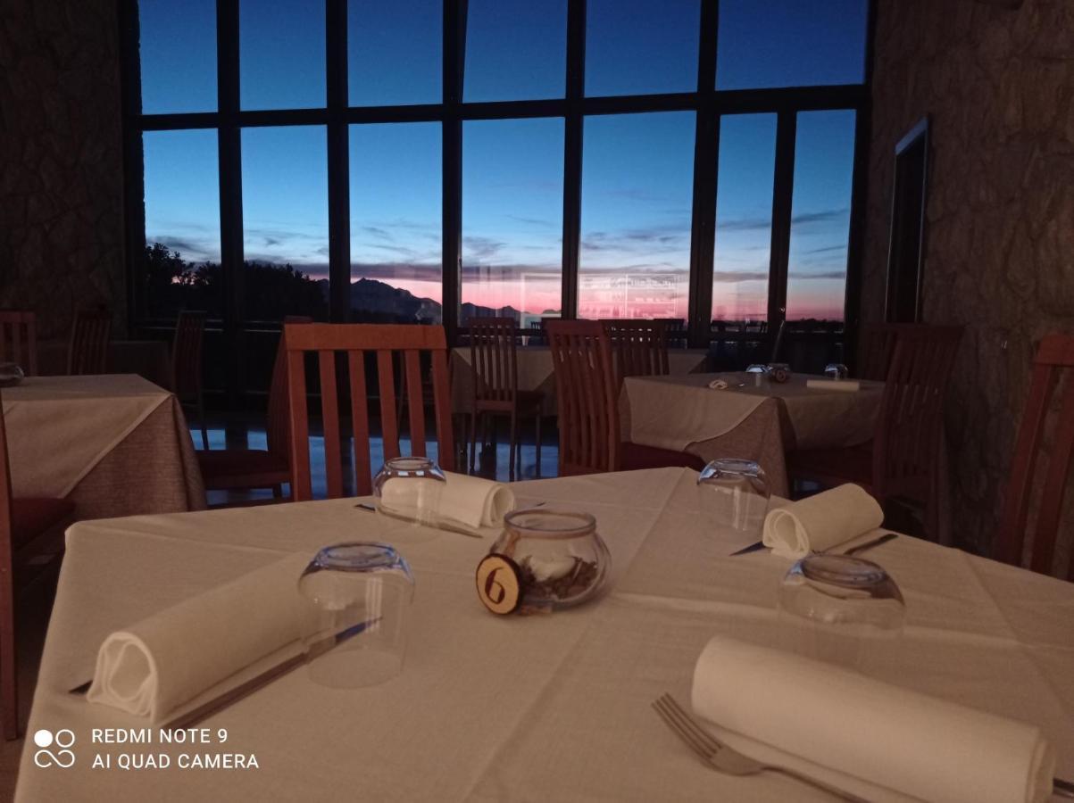 Terrae Eremis: Ristorante, Bar, B&B Roccamorice Екстериор снимка
